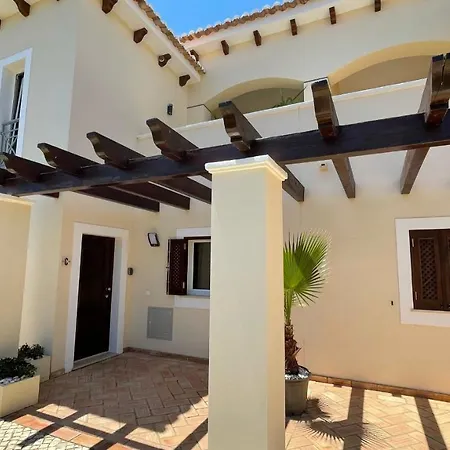 Cascata, 3 Bedroom, Pool, Close To Olhos De Agua Willa
