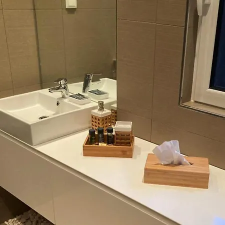 Vila Cascata, 3 Bedroom, Pool, Close To Olhos De Agua Albufeira