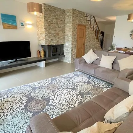 Cascata, 3 Bedroom, Pool, Close To Olhos De Agua *