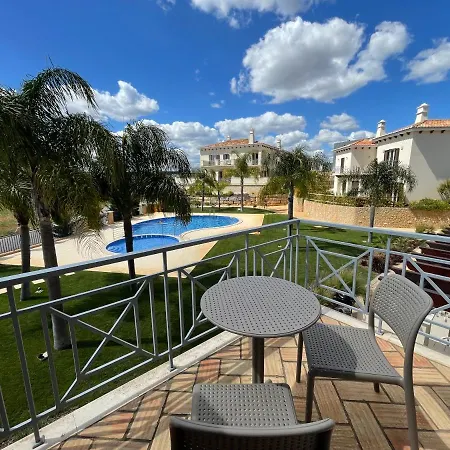 Cascata, 3 Bedroom, Pool, Close To Olhos De Agua