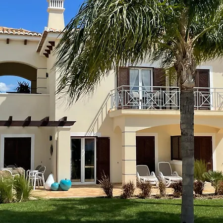 Cascata, 3 Bedroom, Pool, Close To Olhos De Agua *
