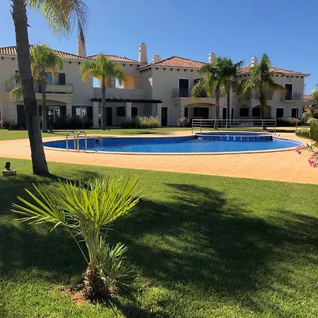 Cascata, 3 Bedroom, Pool, Close To Olhos De Agua Villa